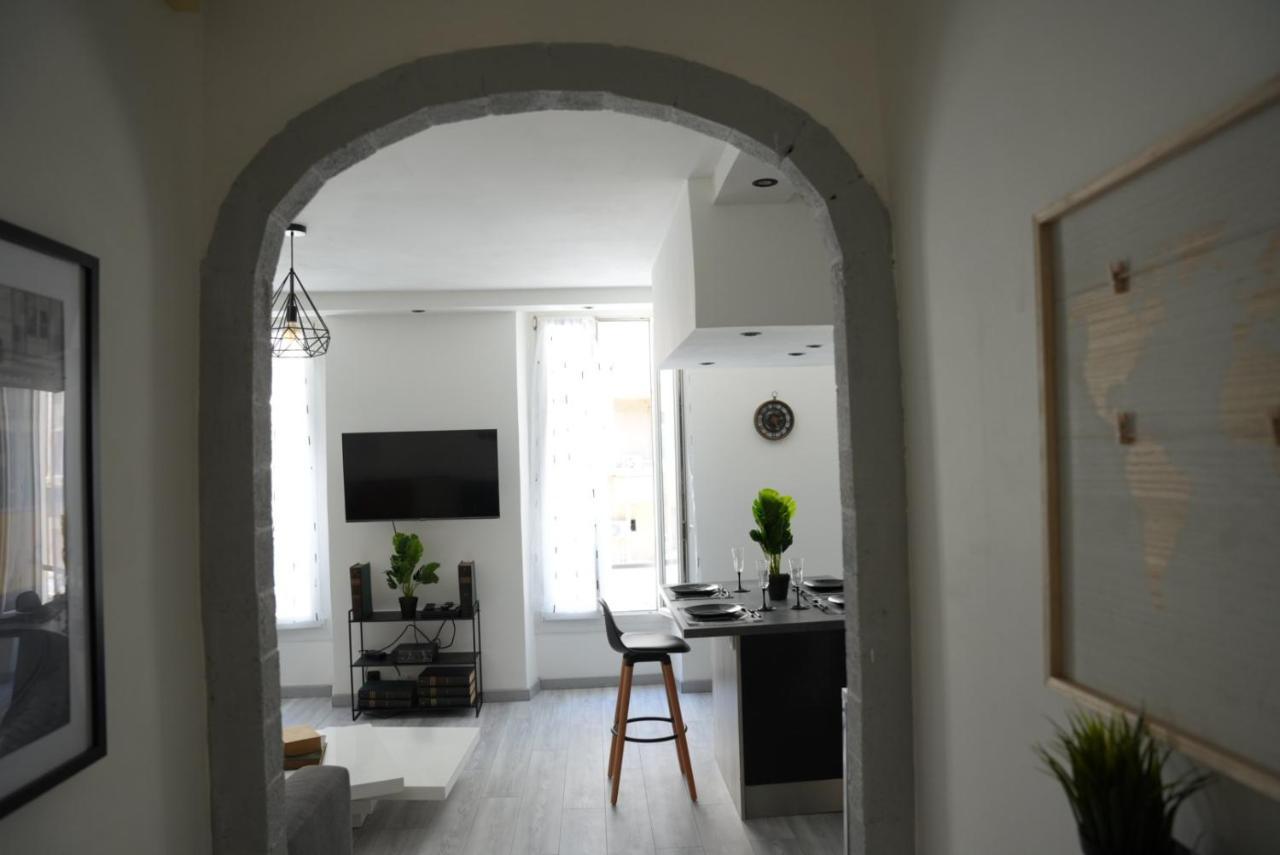 « Le Madeleine » Appartement Marseilles Buitenkant foto